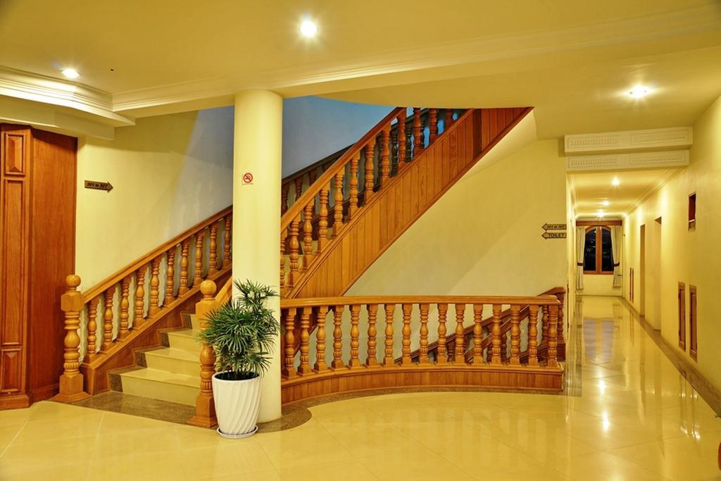 Win Unity Hotel Pyin Oo Lwin Bagian luar foto