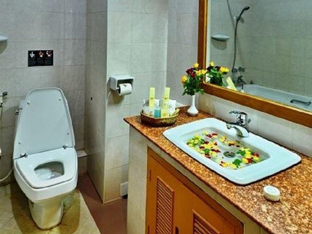 Win Unity Hotel Pyin Oo Lwin Bagian luar foto