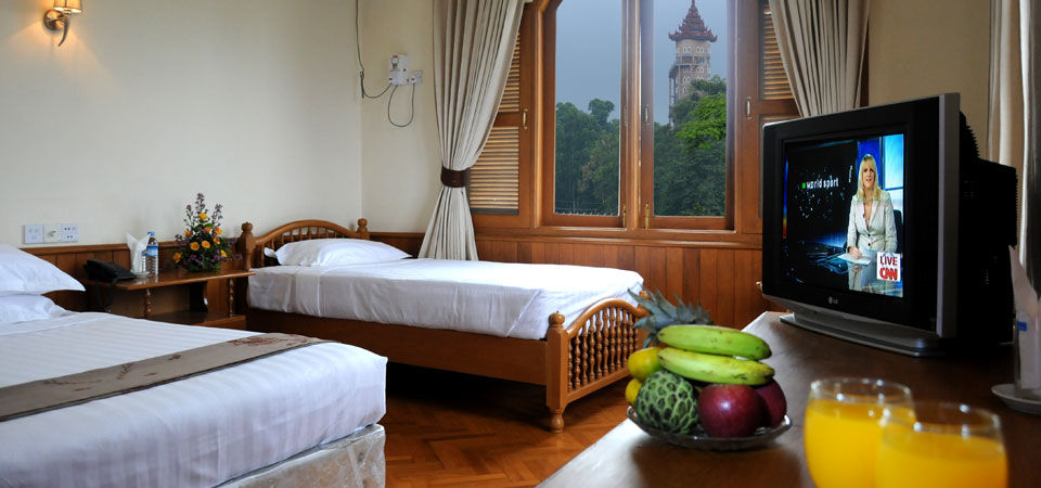 Win Unity Hotel Pyin Oo Lwin Bagian luar foto