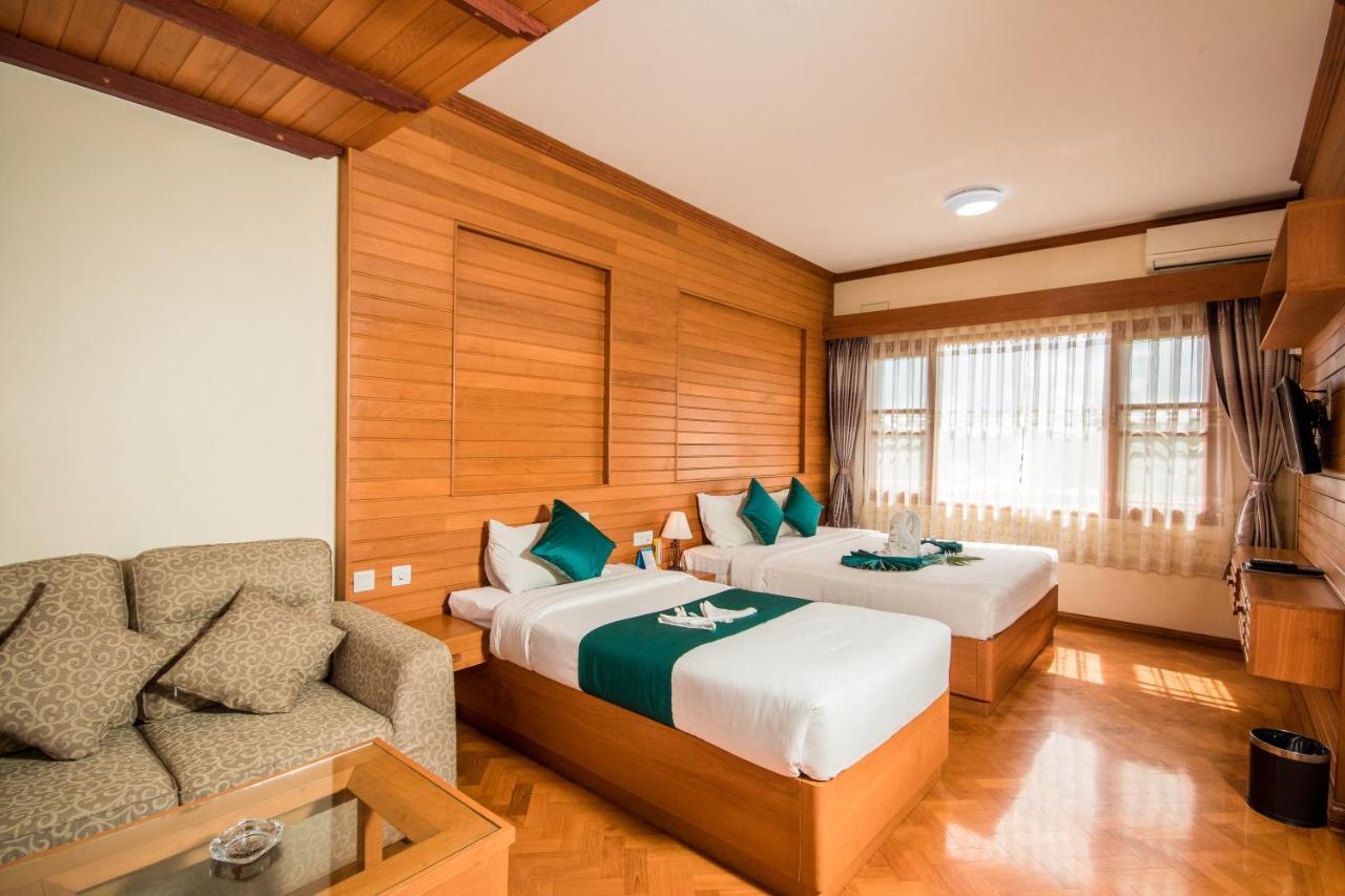 Win Unity Hotel Pyin Oo Lwin Bagian luar foto
